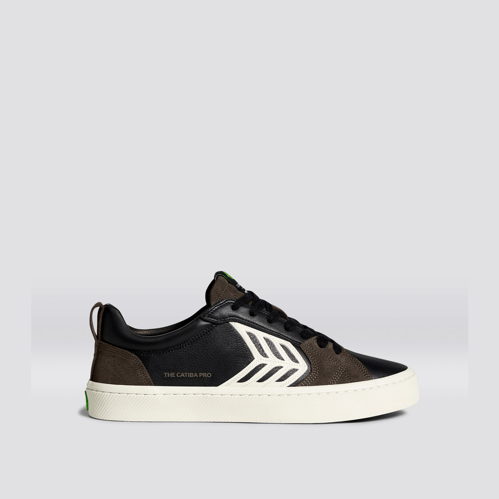 Cariuma Low Top Premium Leather CATIBA PRO Panske Čierne | 52438-IFTK