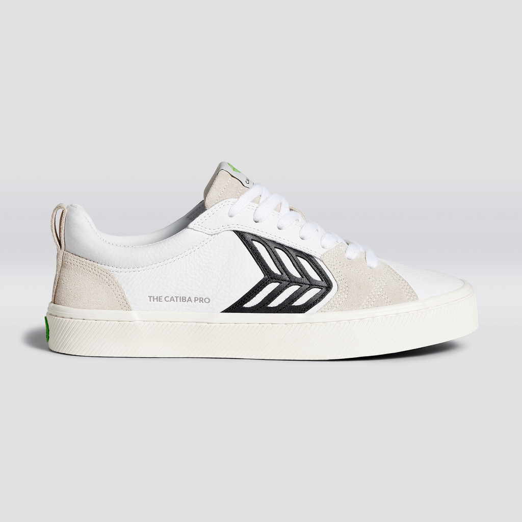 Cariuma Low Top Premium Leather CATIBA PRO Panske Biele Čierne | 35019-AZBG